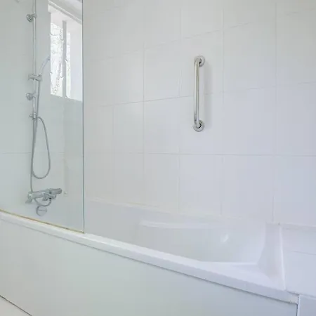 La Claperie, Familial, Parc Et Piscine Holiday home Brantome