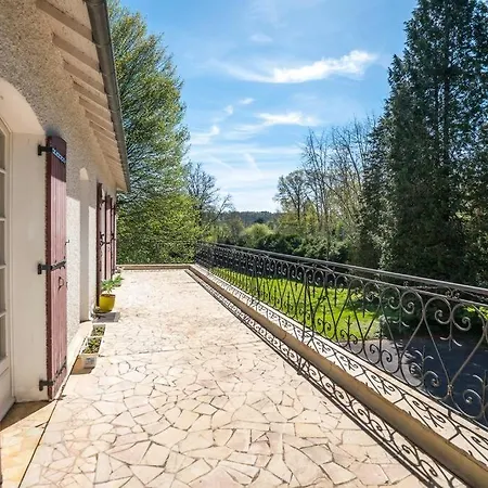 Holiday home La Claperie, Familial, Parc Et Piscine *