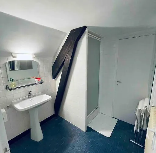 Vakantiehuis La Claperie, Familial, Parc Et Piscine